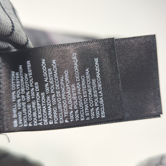 ✨NWOT Women's North face plaid shirt✨ - Picture 7 of 8